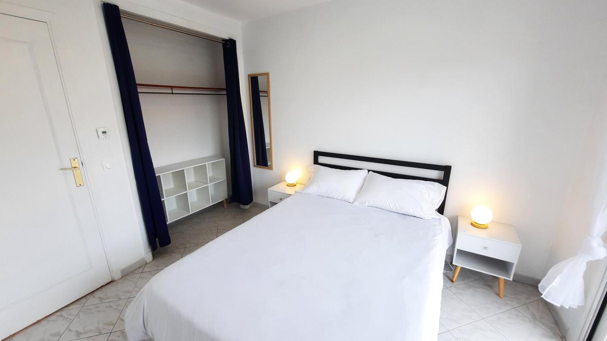 Sunny Mercury - Room In Apartment Cannes Exterior photo